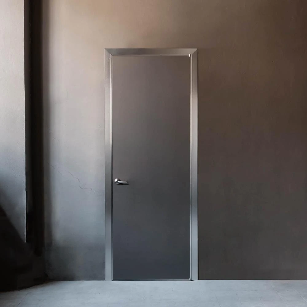 BATTCC STP45 QUADRA product door aluminium double glass grey aluminium jambs.