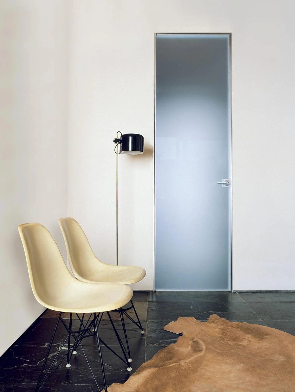 BATTFIL FILCEREST RI-TRAIT product door frosted glass aluminium profile.
