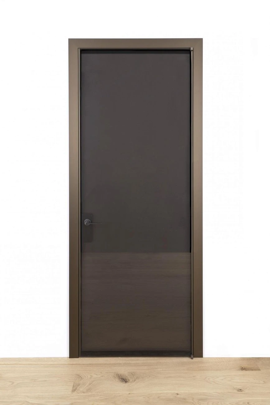 BATTCC STP45 QUADRA product door bronze double glass bronze.